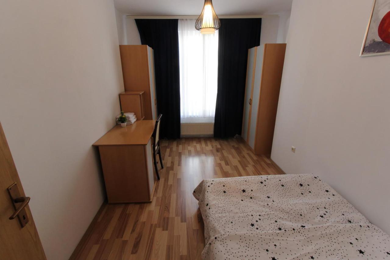 Kasumi Apartment Priștina Exterior foto