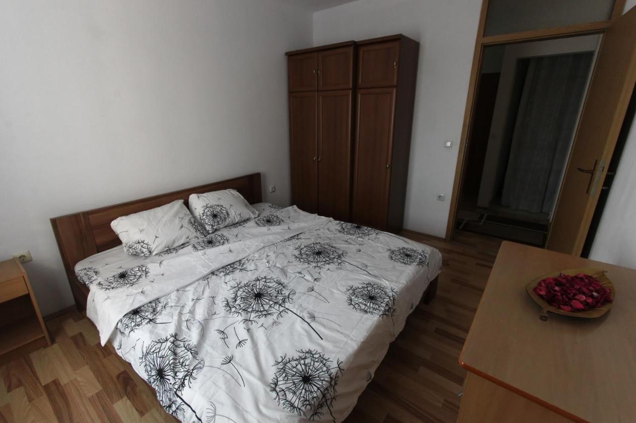 Kasumi Apartment Priștina Exterior foto